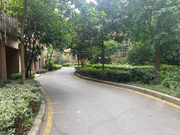 重庆渝北回兴重庆国际家纺城绣色c区渝北9.