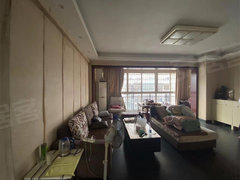 柳州柳南南站城站路电梯精装楼中楼 带大露台 家具齐全 拎包入住出租房源真实图片