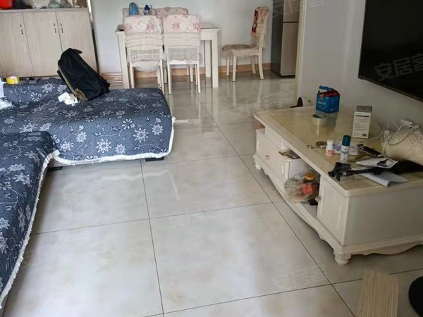 人民医院旁千山美岸电梯2房急租1000元月