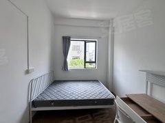 深圳宝安石岩地铁13号线旁近南山,民水民电可短租,双窗大单间出租房源真实图片