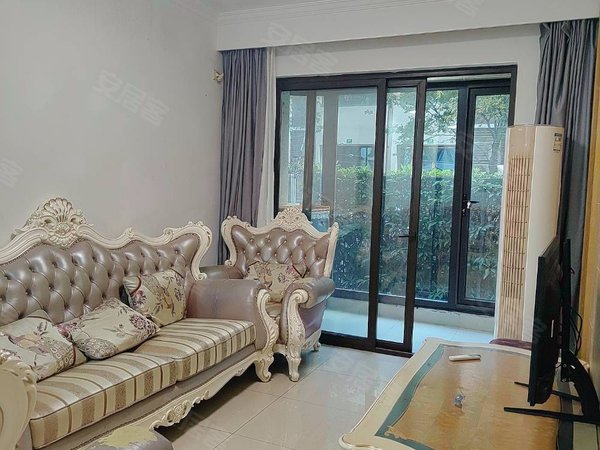 上海奉贤南桥合景万景峰(公寓住宅)奉贤南桥望远路地铁站旁边的合景