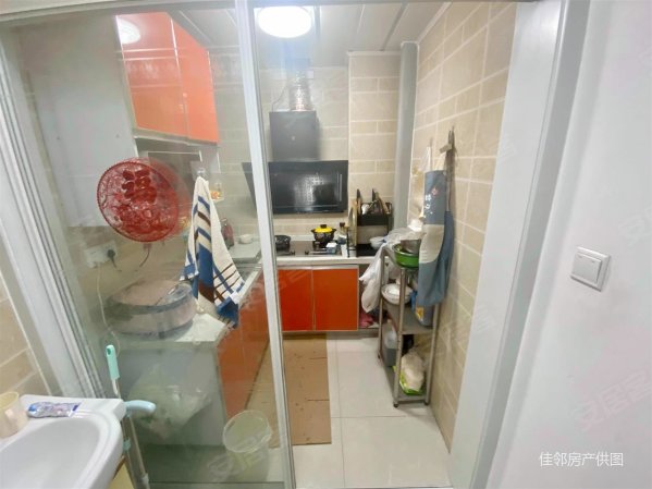 育英二外旁南北通透 房龄新 正规商品房 低密宜居 中间好楼层,百悦家