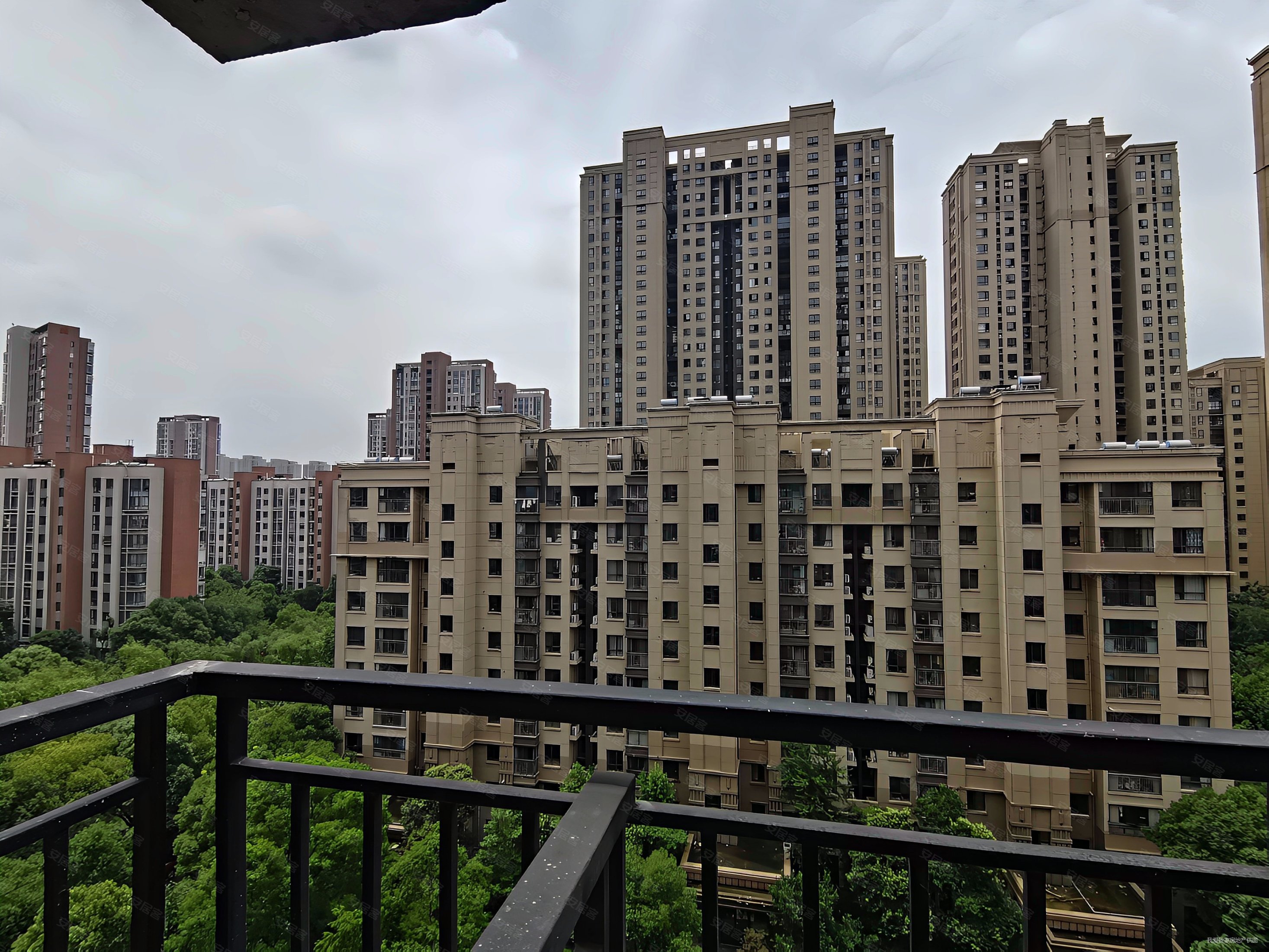 奥体边,轨交旁 中海品质洋房 飞机户型 中上楼层 随时看房,海悦花园三