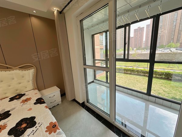 精装一室月付常青路红旗东路城北医院浩华北郡落地阳台