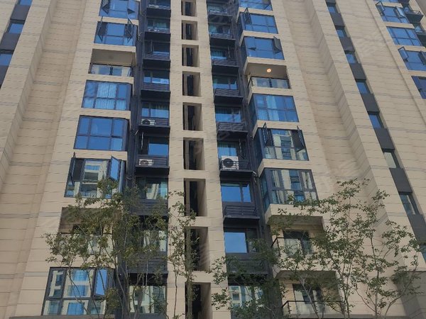 郑州上街济源路上街碧桂园出租,精装修.户型好,南北通透.