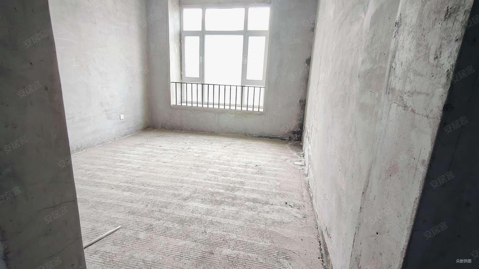 海棠一号院4室3厅3卫135.8㎡南北115万