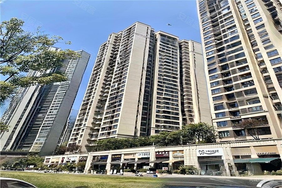 128万买 北滨路看江次新小区精装三房 包过户可贷款免个税,融景城臻苑