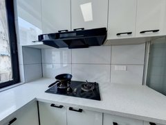 启东启东文峰大世界文峰大世界3室户型，可拎包入住，看房随时。出租房源真实图片