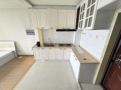 延边延吉河南区低价出租四季阳光 1室 电梯房 50平 南向,精装出租房源真实图片