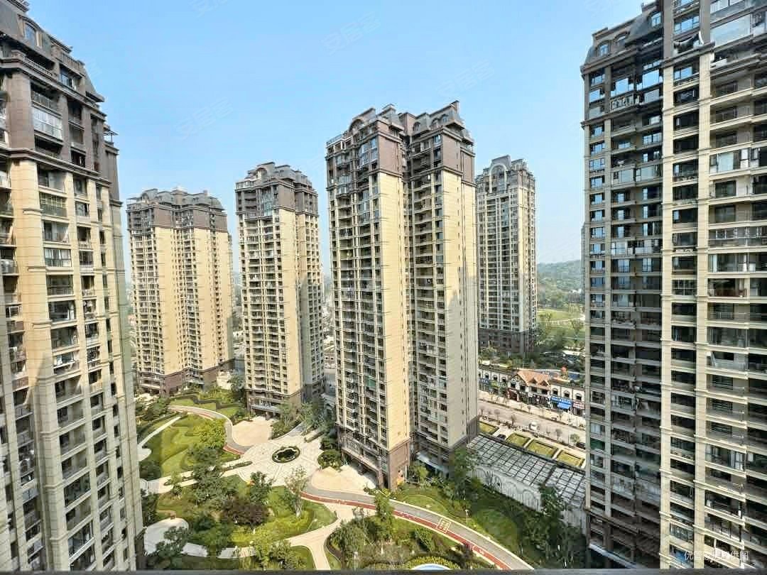 花滩世纪华府性价比高产权清晰南北通透带电梯停车方便