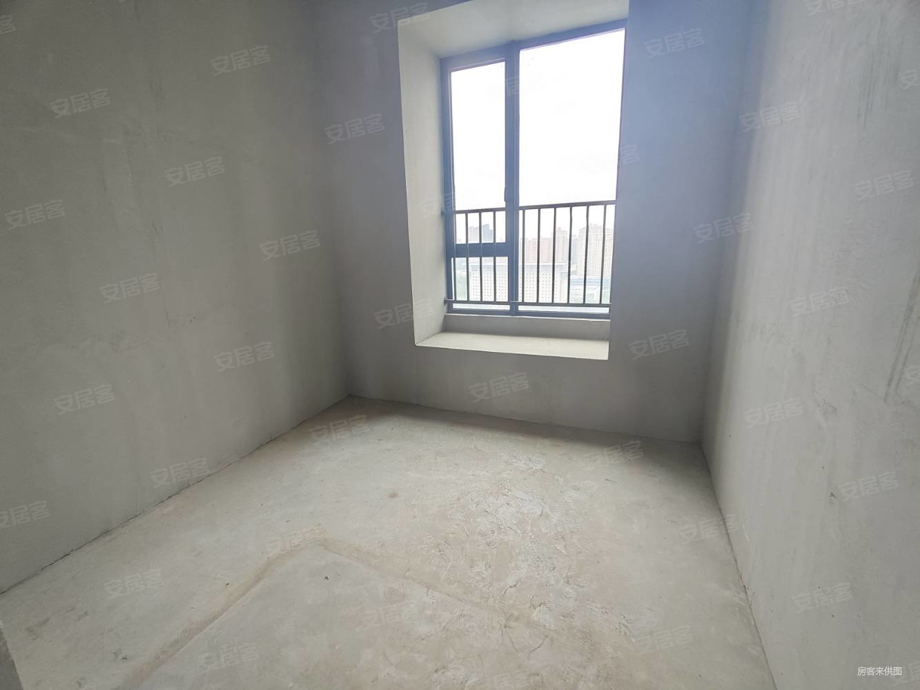望度山月4室2厅2卫174㎡南北130万