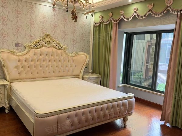 金华东阳东阳市中心海德公园(别墅)做直播拍摄看过来 海德公园别墅 适合电商自住带大院子临近义乌出租房源真实图片