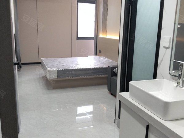 金华浦江县浦江城东中部水晶园区泊居公寓 精装修 设施齐全 拎包入住 双电梯房 价格实惠出租房源真实图片