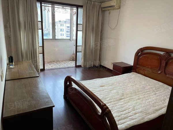 无锡滨湖河埒胜利新村万达河埒口地铁旁 胜利新村两室整租,近万达