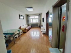 鸡西鸡冠万达广场包供热物业老大商附近步梯6楼家装两室75平 家电齐全能洗澡出租房源真实图片