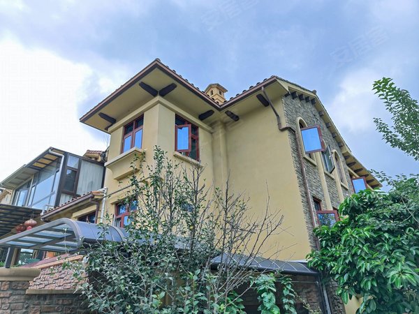 昆明西山滇池度假区滇池卫城滟澜湾(别墅)滇池度假区 300平米办公会所