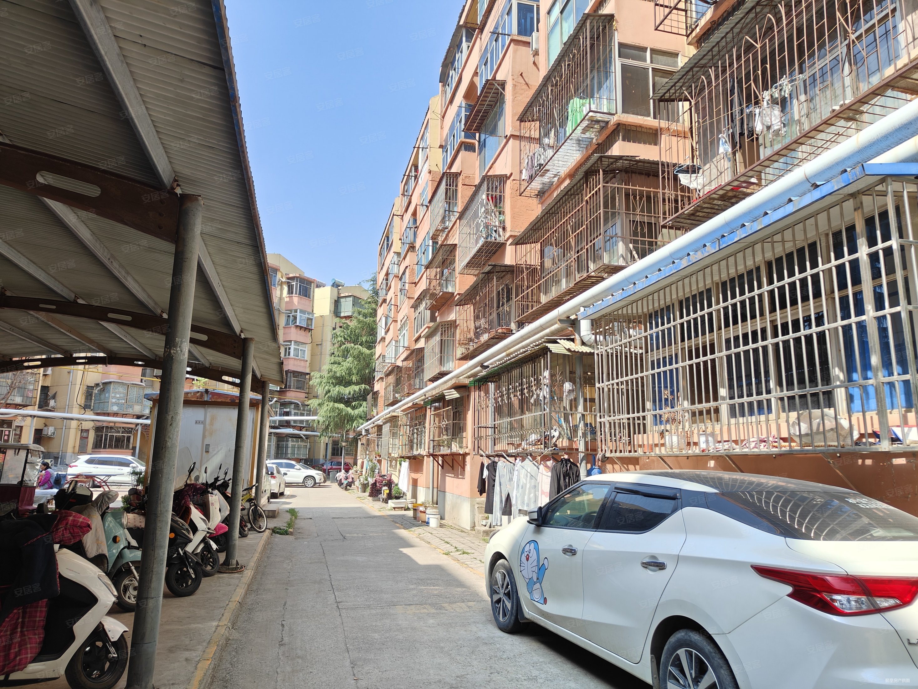 仅需35w急售安小轴二中万达旁两居室采光好随时看