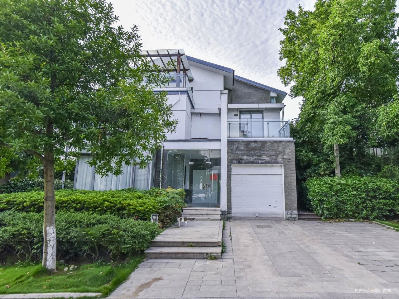 金水湾(别墅)5室2厅1卫351.68㎡南5000万