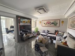 莒县城区蓝湾购物中心精装修家具齐全，拎包入住出租房源真实图片