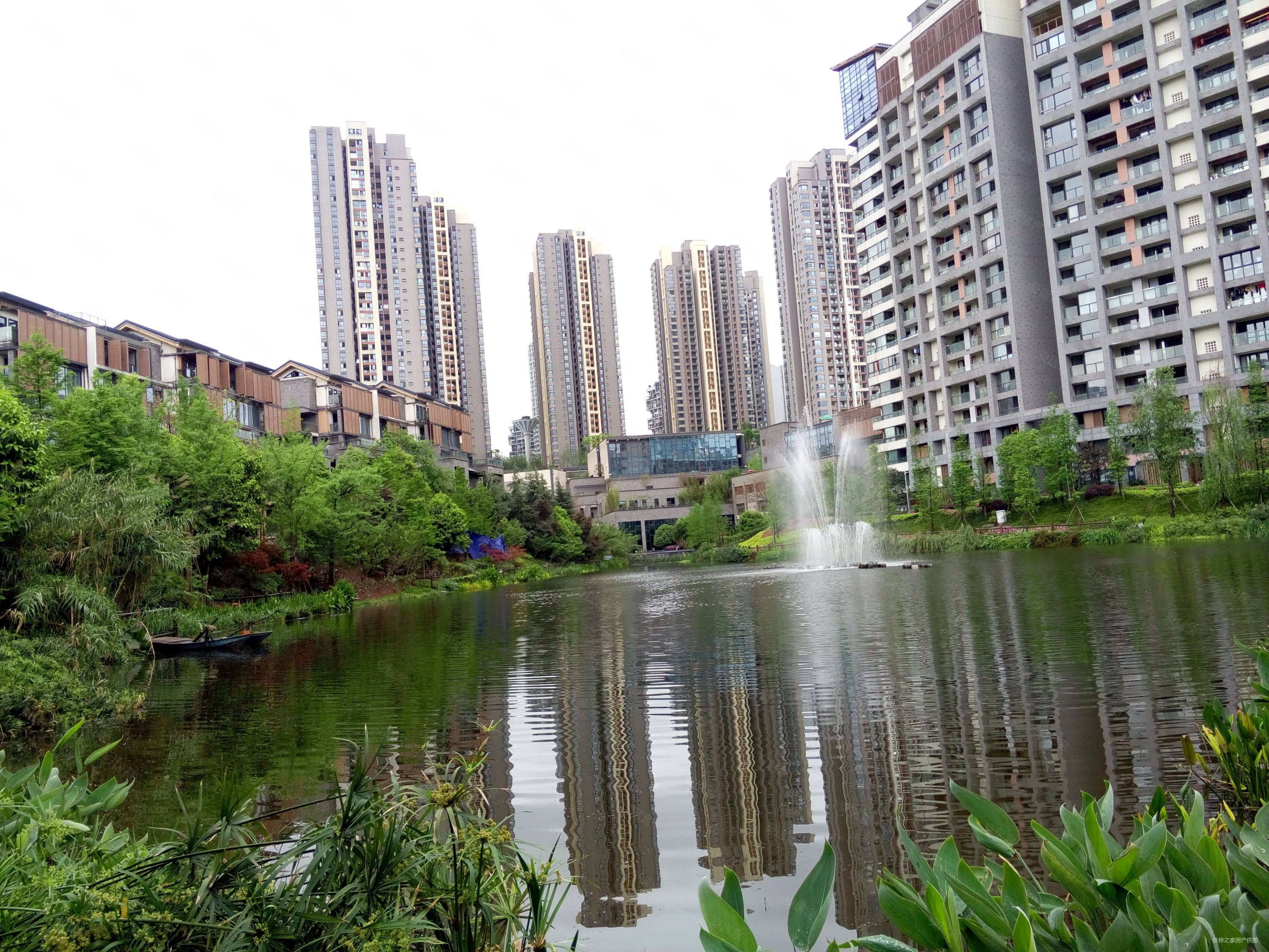 江北 石马河 国奥村一期 叠拼叠下 临江a户型 带花园 急