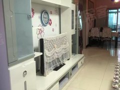 固原原州新时代购物中心东海园区步梯三楼两室，家具家电齐全，领包入住。出租房源真实图片