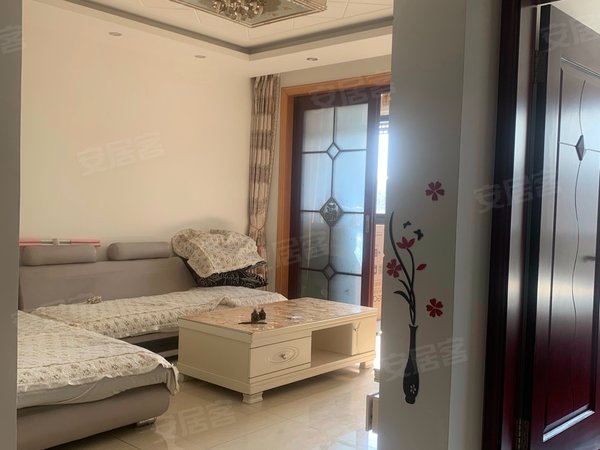 苏州常熟虞山琴湖家园琴湖家园精装两房出租琴湖小镇招商城隔壁停车