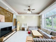 佛山顺德顺德碧桂园顺德碧桂园西苑联排别墅南向两层半单排楼一楼有长辈房出租房源真实图片