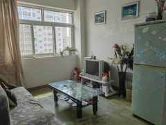 渭滨家园两室简单装修住房，洗澡，做饭都有，直接就可入住