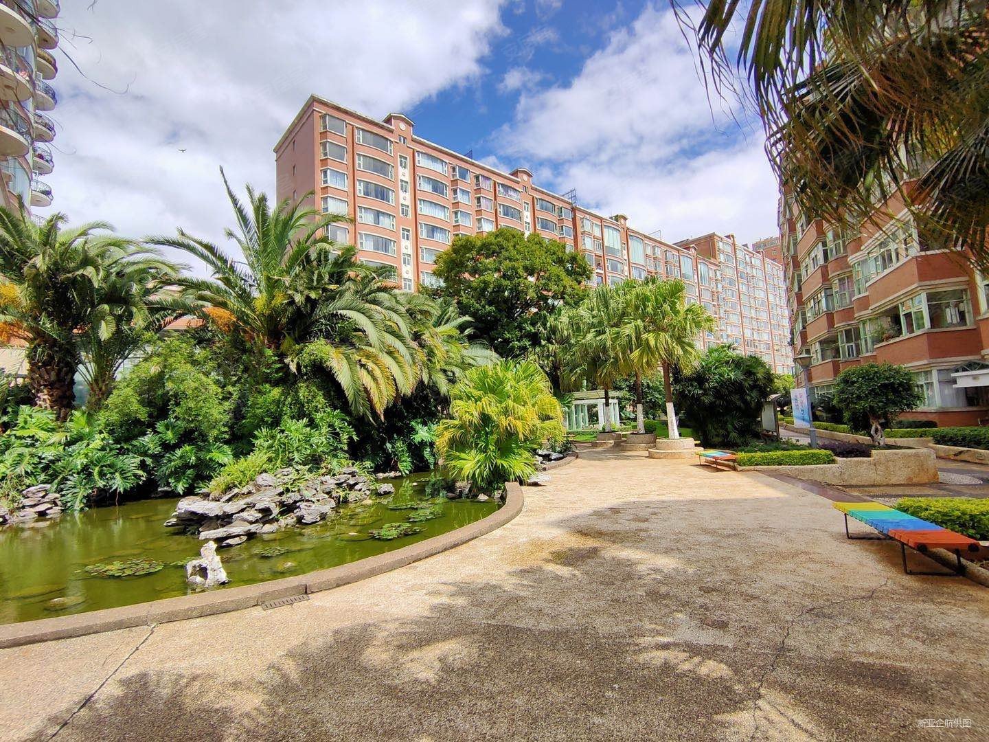 房东降价30万急售云南大学翠湖俊园三室两卫电梯房可停车带泳池