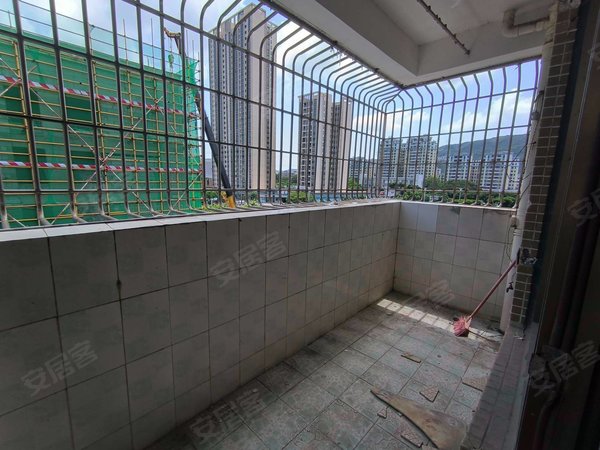 珠海金湾三灶金竹大厦金竹大厦 2室2厅1卫  86平米出租房源真实图片