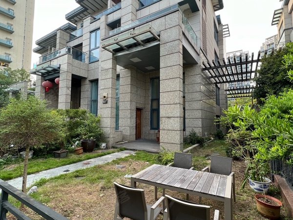 深圳南山后海三湘海尚(别墅)深圳湾别墅 上下五层 端头位 大花园 带电