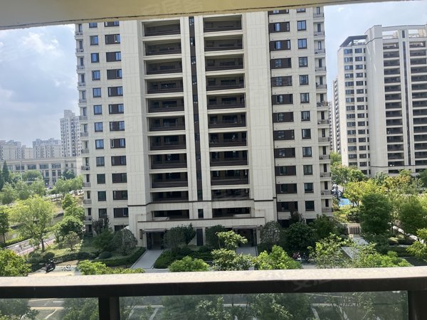 苏州太仓城厢云澜天境出租云澜天镜3室2厅2卫出租房源真实图片