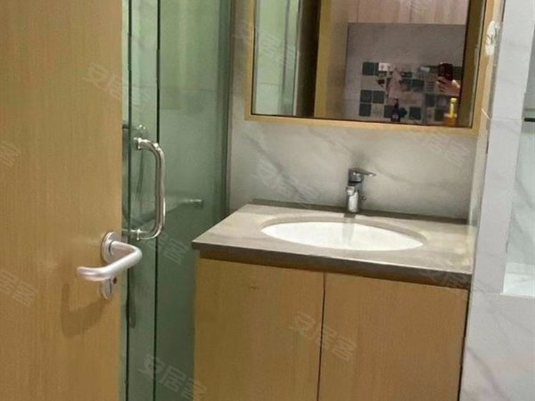 【多图】龙喜华城,石狮泰禾广场租房,出租龙喜华城单身公寓 楼层好