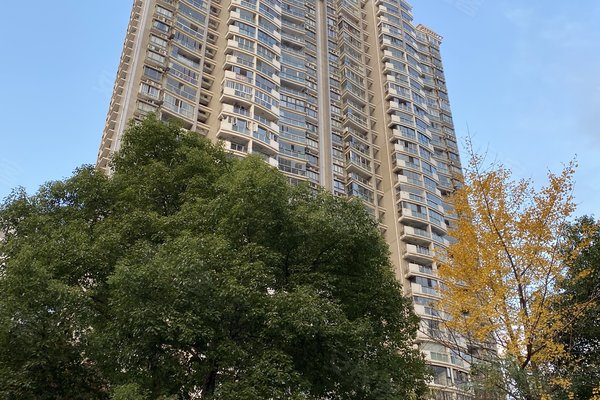 上海二手房 静安丽舍(北区) > 陆晓楠解读静安丽舍(北区)小区设施