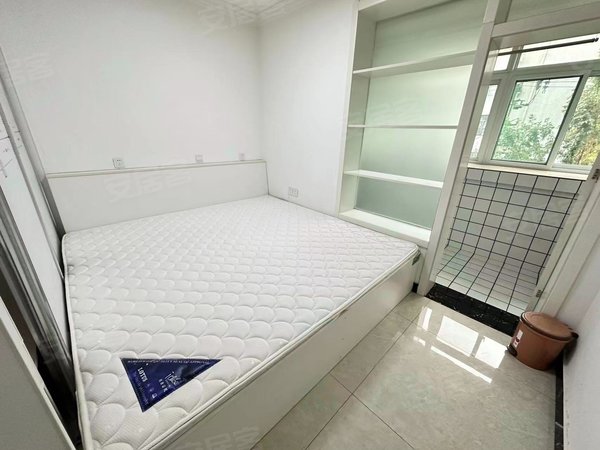 育英 乐山小区 八一立交桥 精装2室 钥匙房出租房源真实图片