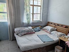淄博临淄临淄火车站临园二楼,两室一厅,领包入住出租房源真实图片