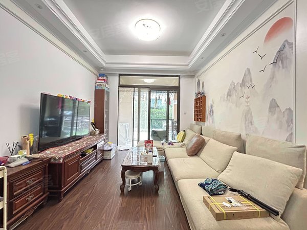 【多图】融创壹号公馆,泗泾租房,少有1楼带花园的三房 空房出租 可养