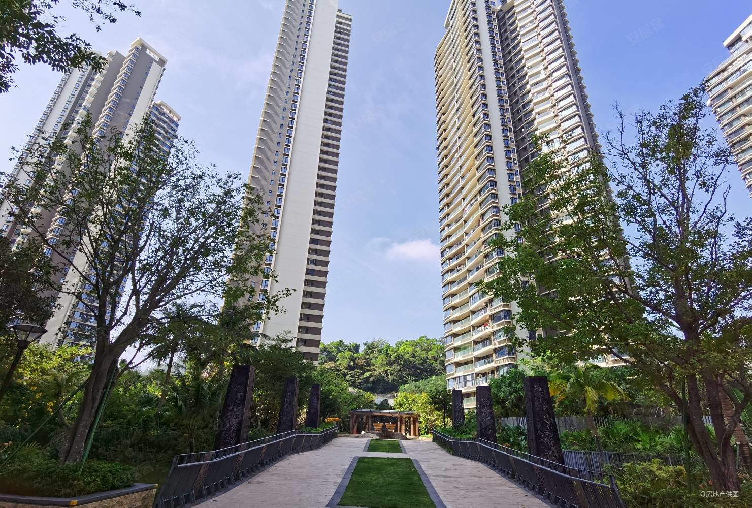 江景躺在沙发上看烟花超大观景阳台华发峰景湾