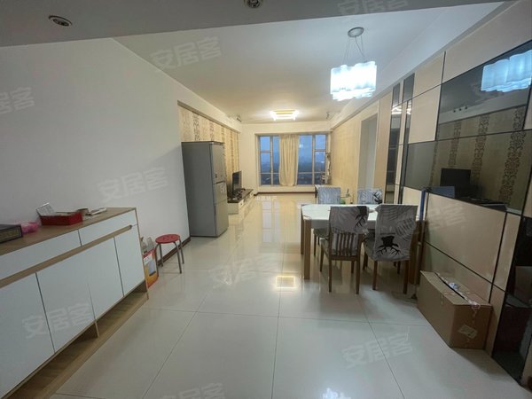 【多图】东湖御苑,东湖租房,越秀大沙头东湖御苑高层电梯三房 望东湖