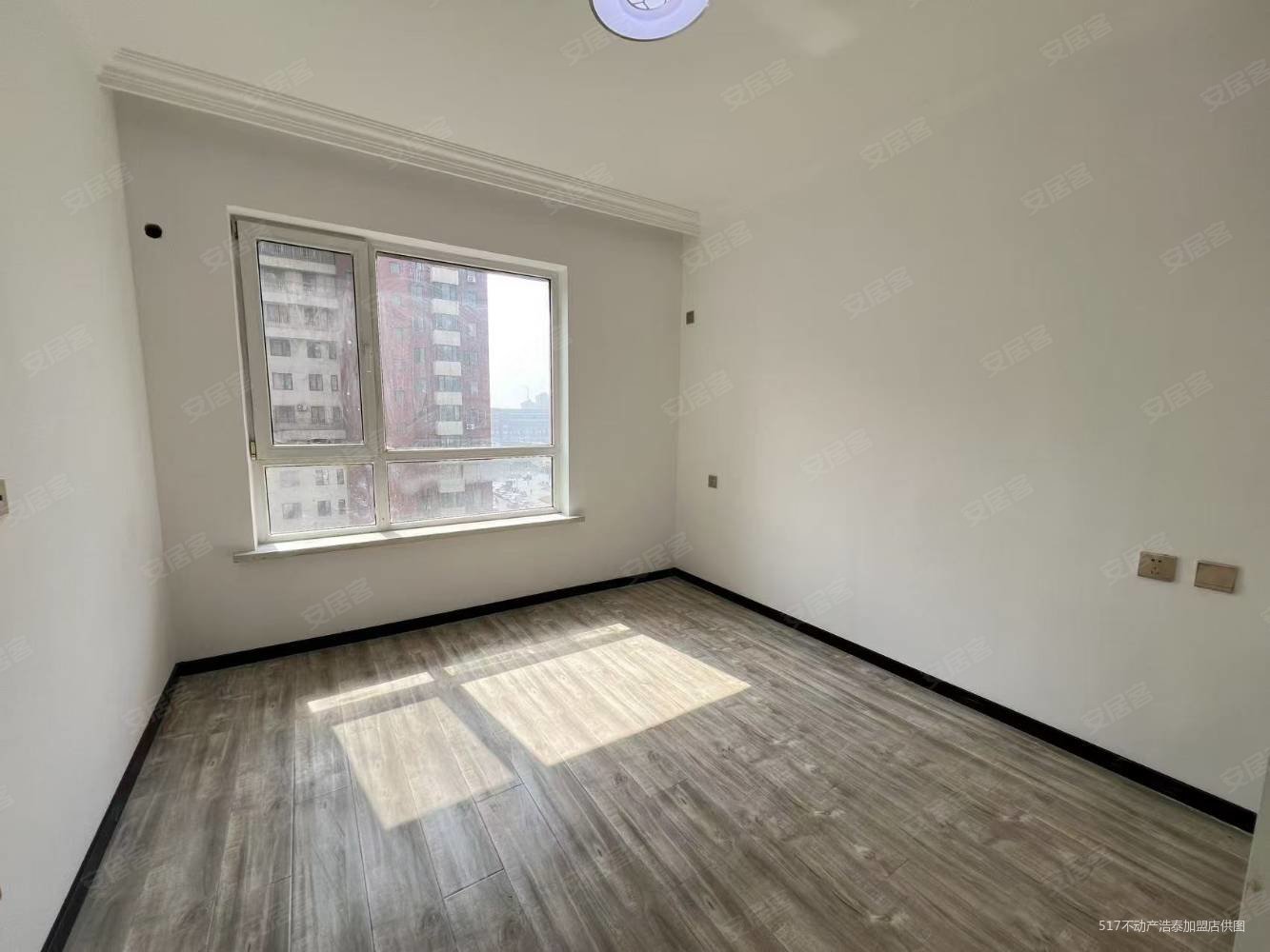 绿城豪庭2室1厅1卫91.23㎡南北36.8万