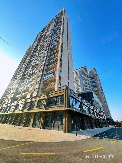 昆山君悦豪庭3室2厅2卫145㎡南北250万