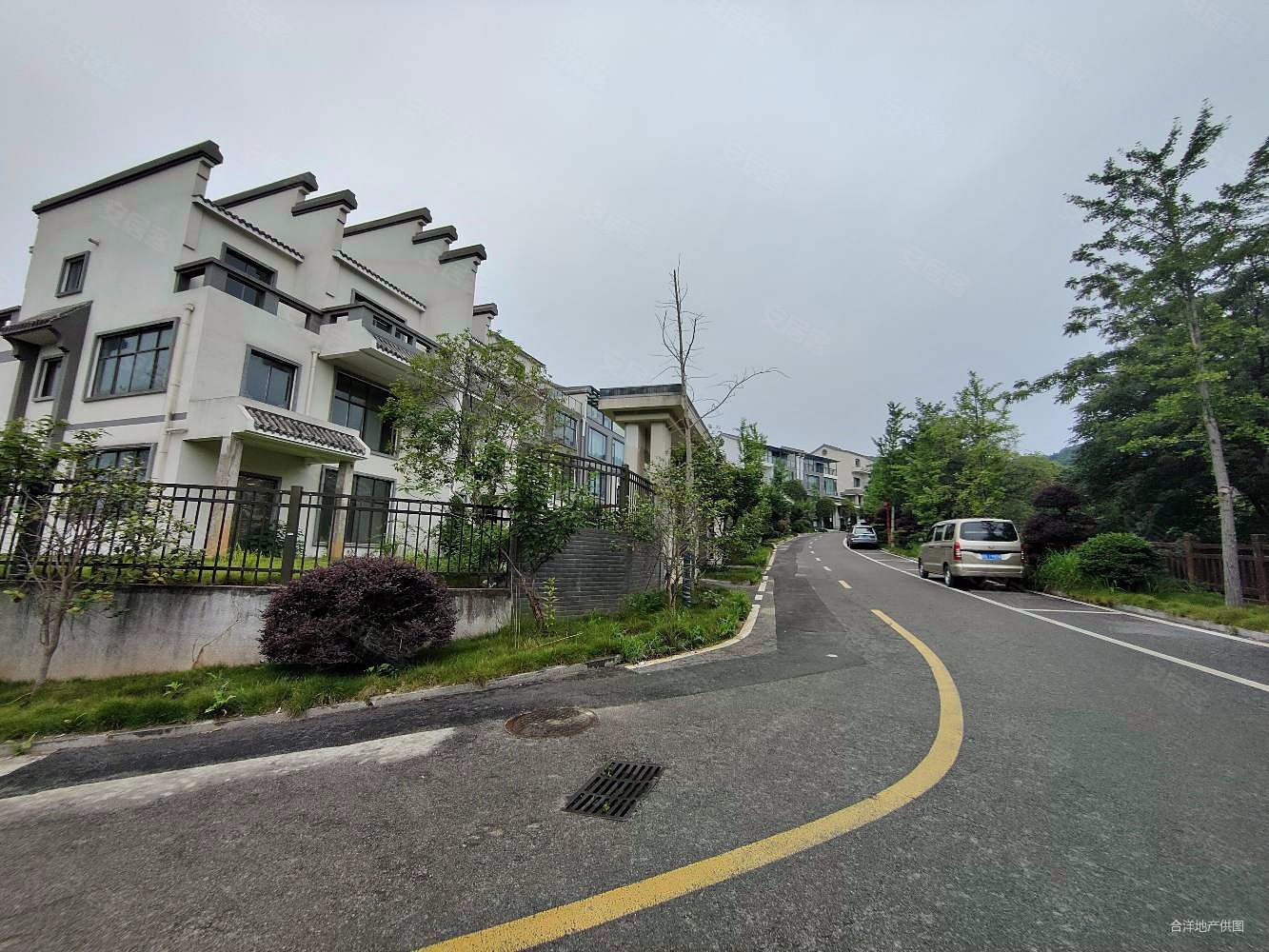 悦禧国际山庄(别墅)5室2厅4卫327㎡南北327万