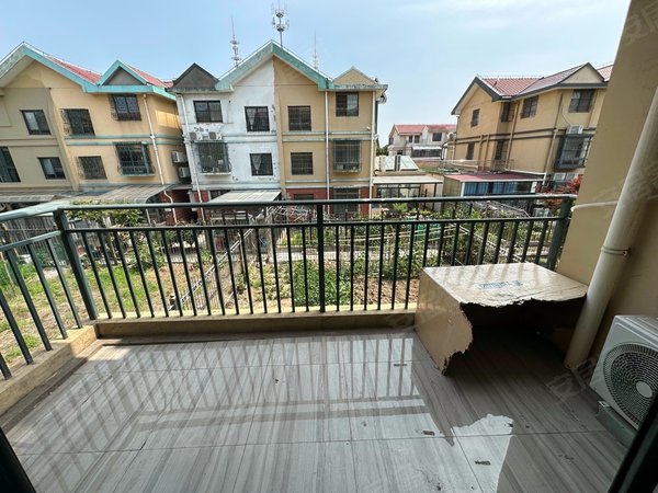 昆山张浦张浦昆山市名城花园(别墅)张浦商秧路,菜市场,大宁表示旁