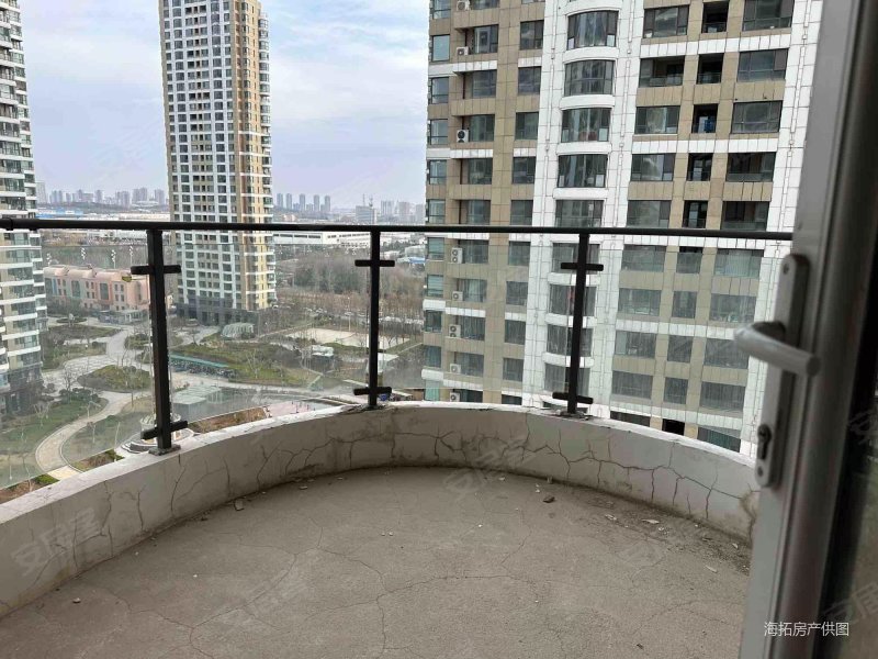 振华海滨假日花园南北通透双卫生间有电梯满二楼层好