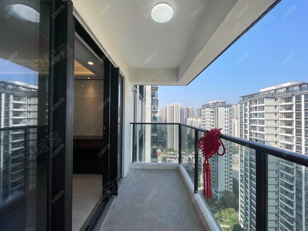 【多图】珠光里程花园,梅华租房,凤凰中学旁首出租 高档装修4房家私电