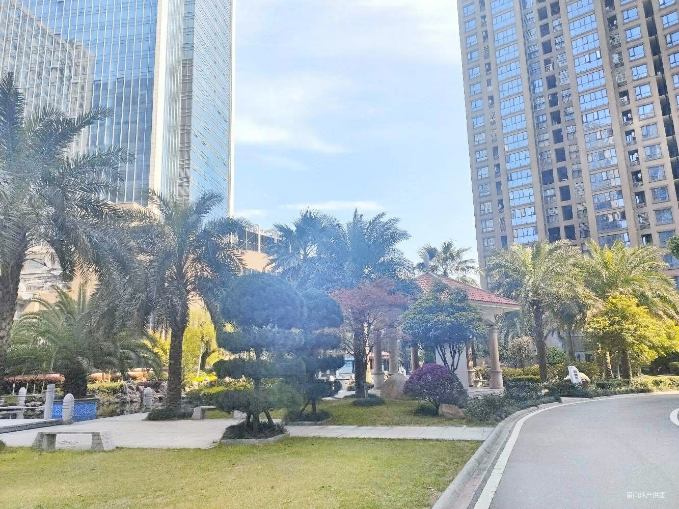 紫鑫御湖湾装修只卖毛坯价南北通透前后无遮挡