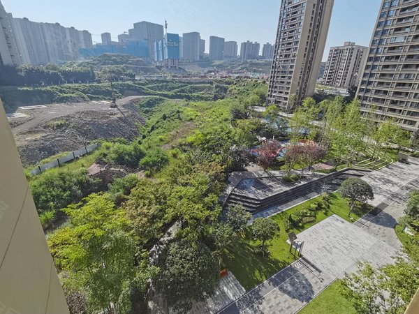 重庆渝北空港新城中交中央公园美麓中央公园九号轻轨  出租价格可小刀