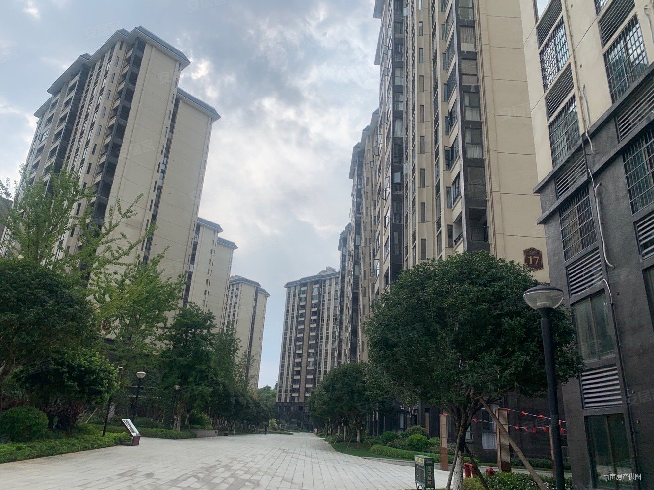 柳州房产网>柳州二手房>鱼峰二手房>荣军二手房>永意山语城>