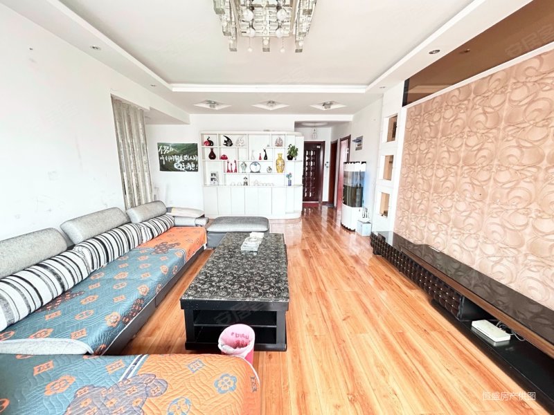 西固城精装修三室精装修电梯房 大红本可按揭 采光杠杠滴有钥匙