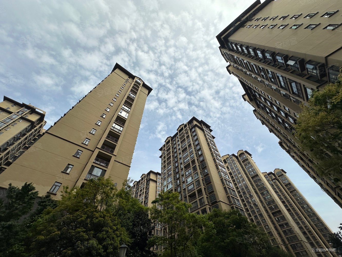 斗南地铁口单价7000起端头板式小高层房东急售